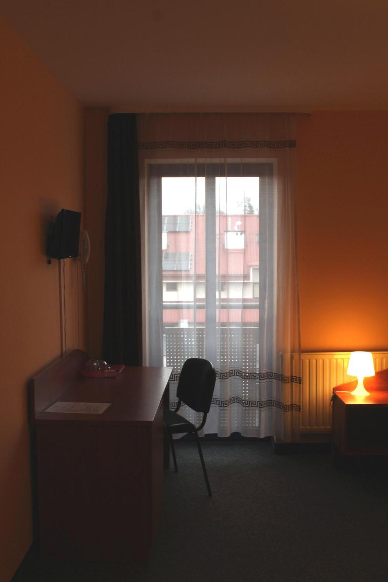 Hotel Kreator-Sport Krasków Εξωτερικό φωτογραφία
